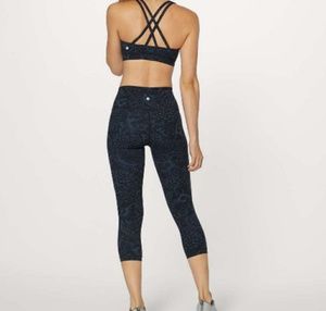 Lululemon Wunder Under Crop Size 12